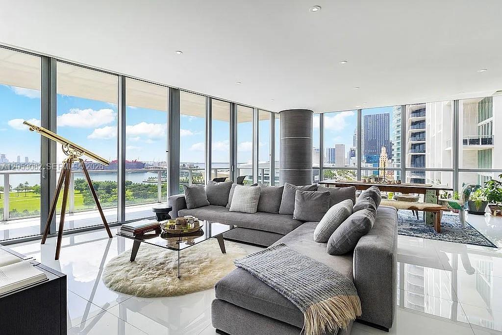 1100 Biscayne Blvd 1501, Miami, Florida 33132, Stati Uniti