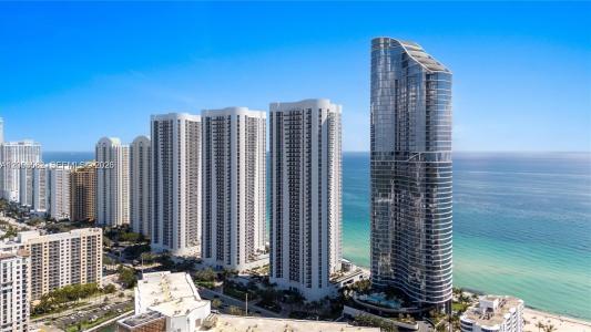 15811 Collins Ave 2905, Sunny Isles Beach, Florida 33160, USA