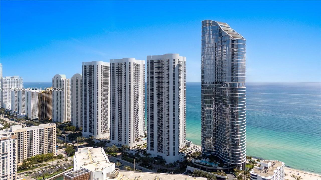 15811 Collins Ave 2905, Sunny Isles Beach, Floryda 33160, USA
