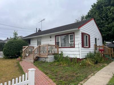 11 Benjoe Drive, Babylon, Nueva York 11701, Estados Unidos