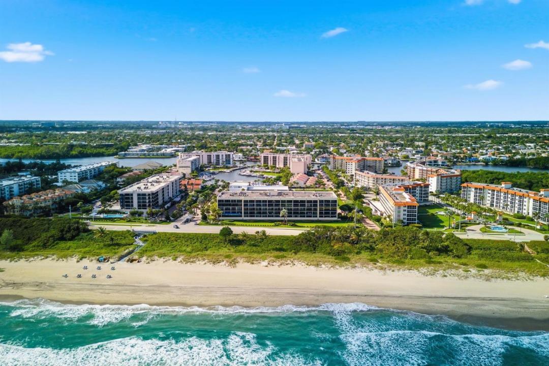 2727 N Ocean Boulevard Unit 301, Boca Raton, Florida 33431, Stati Uniti