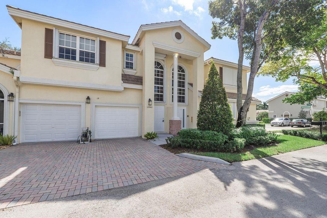 12342 NW 10th Drive D-9, Coral Springs, Floride 33071, États-Unis