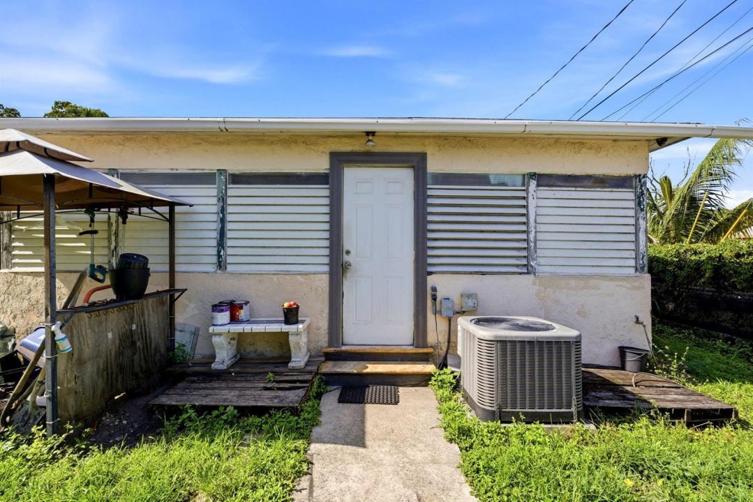 823 Doctor Martin Luther King Junior Boulevard 823, Pompano Beach, Floride 33060, États-Unis