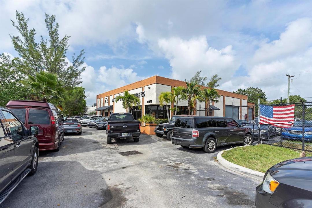 4071 N Dixie Highway, Deerfield Beach, Floride 33064, États-Unis