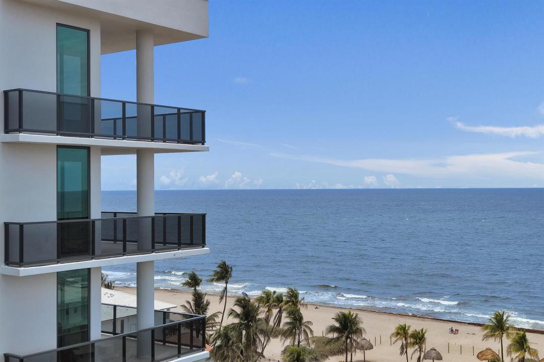 305 Briny Avenue 306, Pompano Beach, Florida 33062, Stati Uniti