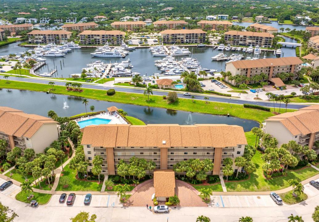 601 Seafarer Circle 104, Jupiter, Florida 33477, Stati Uniti
