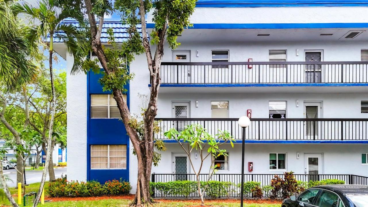 3090 Holiday Springs Boulevard 310, Margate, Floride 33063, États-Unis