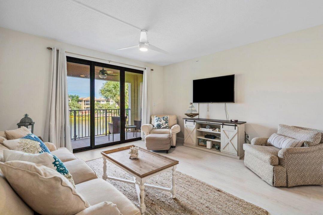 300 Uno Lago Drive 304, Juno Beach, Floride 33408, États-Unis