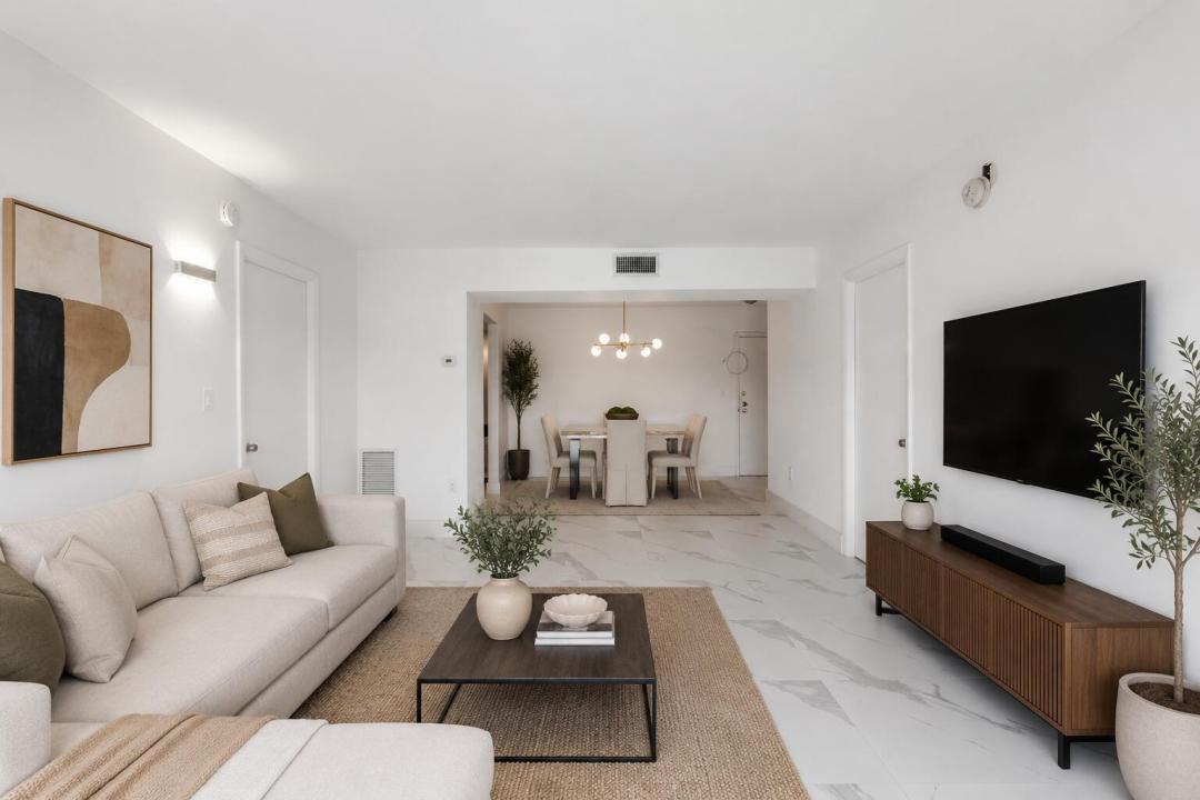 4164 Inverrary Drive 412, Lauderhill, Floride 33319, États-Unis