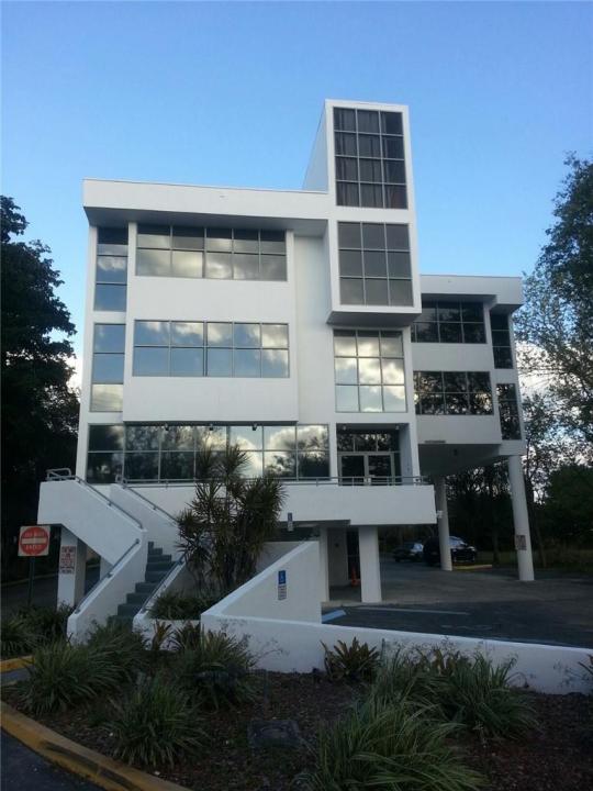 8400 N University Drive 316, Tamarac, Florida 33321, Stati Uniti