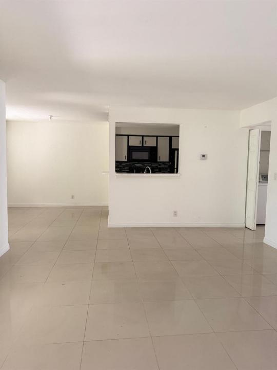 815 West Boynton Beach Boulevard 15-103, Boynton Beach, Florida 33426, Stati Uniti
