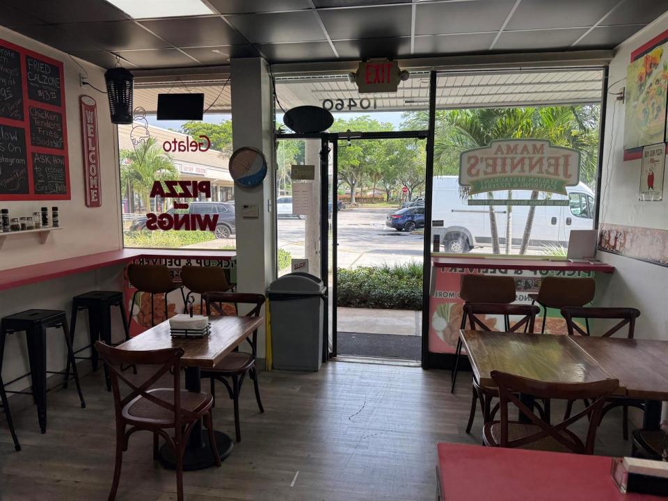 10460 Taft Street, Pembroke Pines, Florida 33026, Stati Uniti