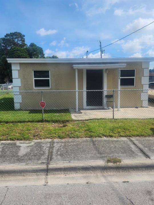 2504 Wilkins Avenue, Fort Pierce, Florida 34947, Stati Uniti