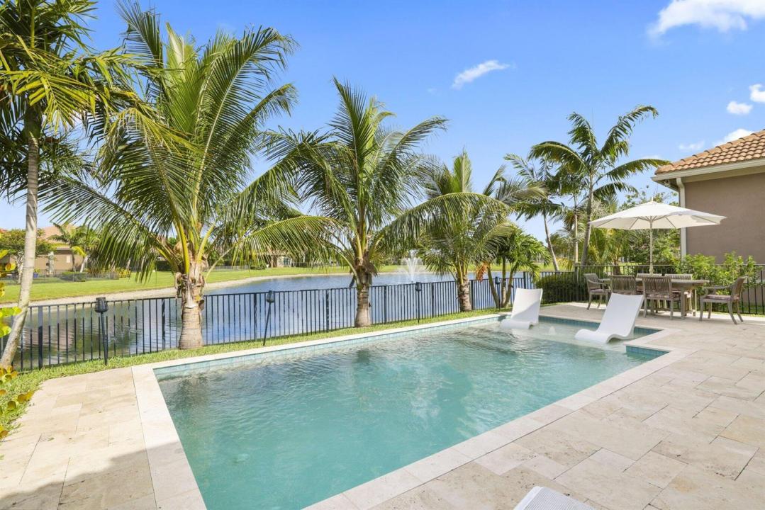 9031 Leon W Circle, Parkland, Florida 33076, USA