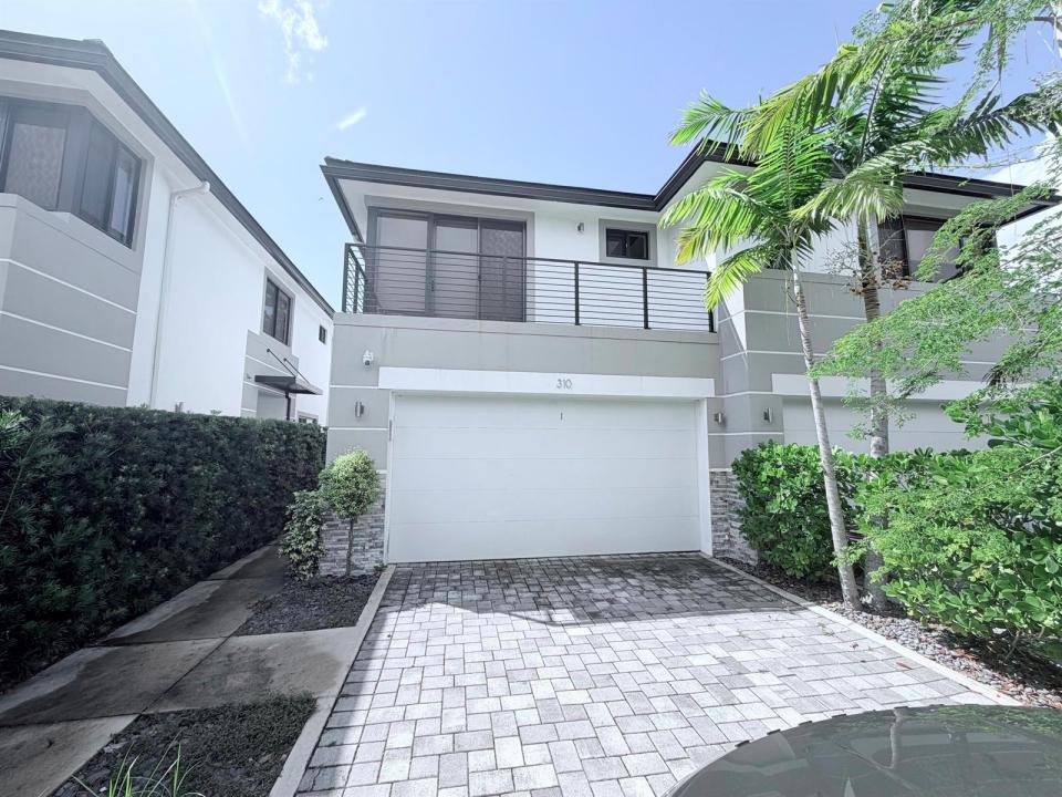 310 SW 9th Street 1, Fort Lauderdale, Floride 33315, États-Unis