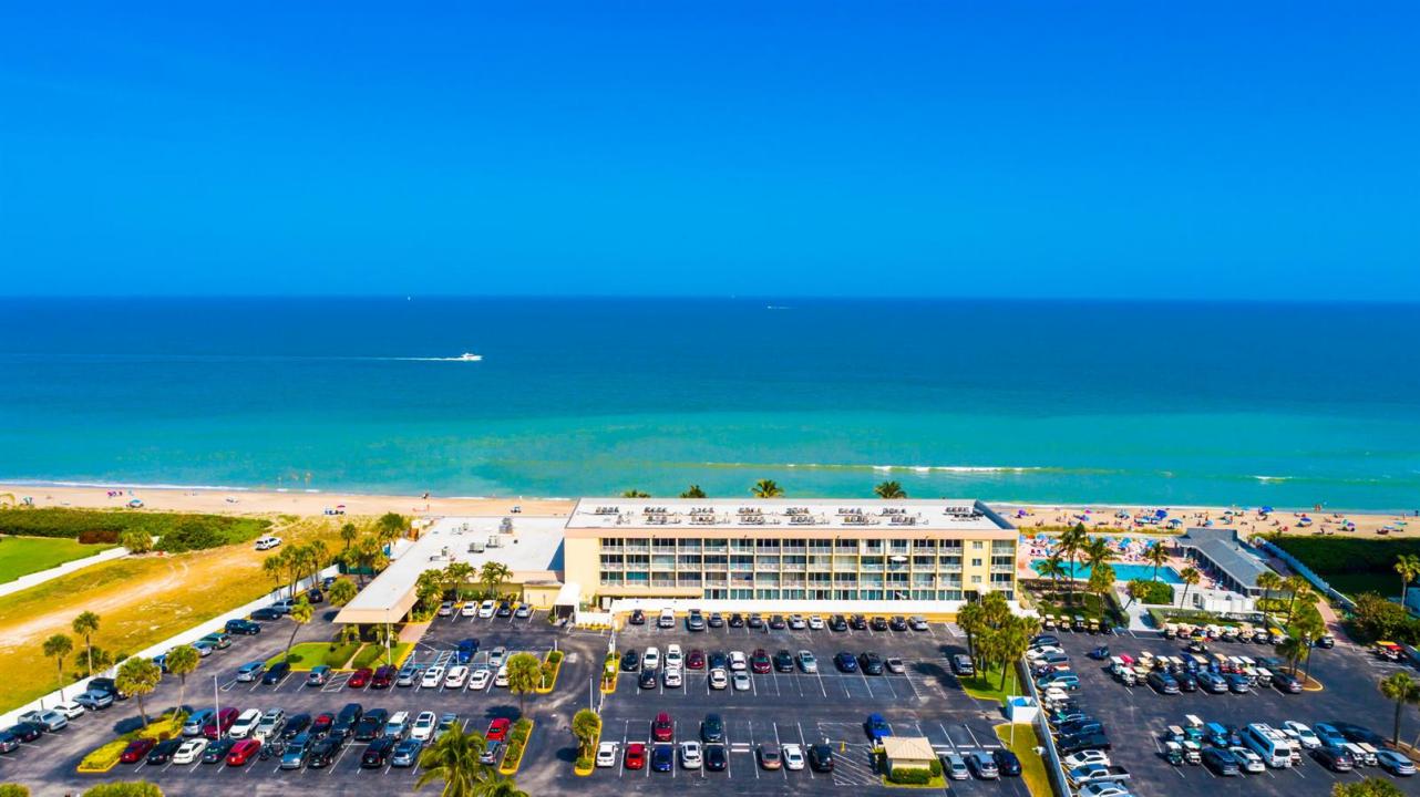 9800 S Ocean Drive 415, Jensen Beach, Floride 34957, États-Unis