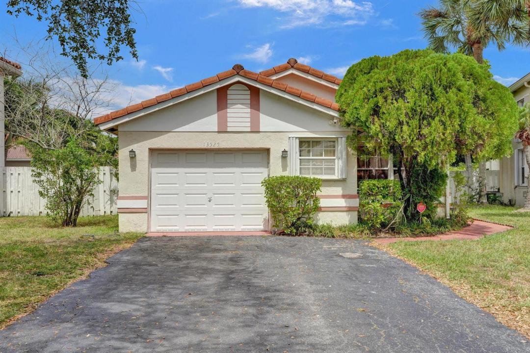 13525 NW 5th Court, Plantation, Floride 33325, États-Unis