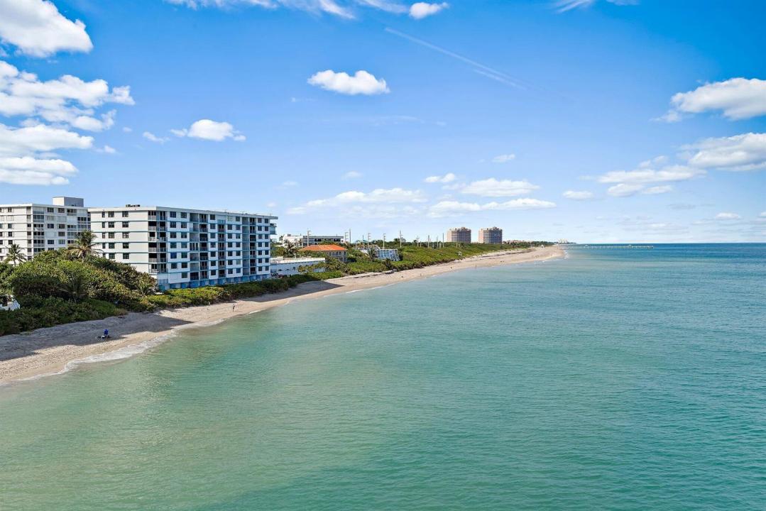 900 Ocean Drive 106, Juno Beach, Florida 33408, USA