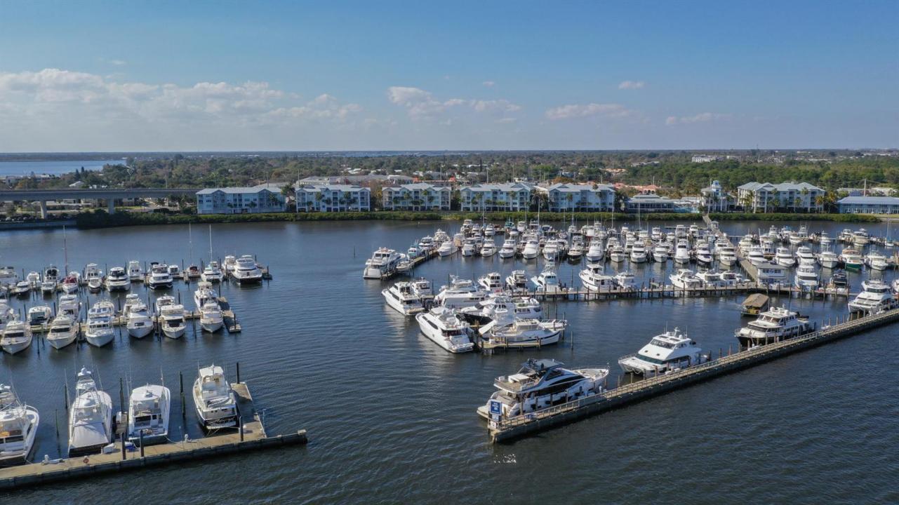 975 NW Flagler Avenue 206, Stuart, Florida 34994, USA