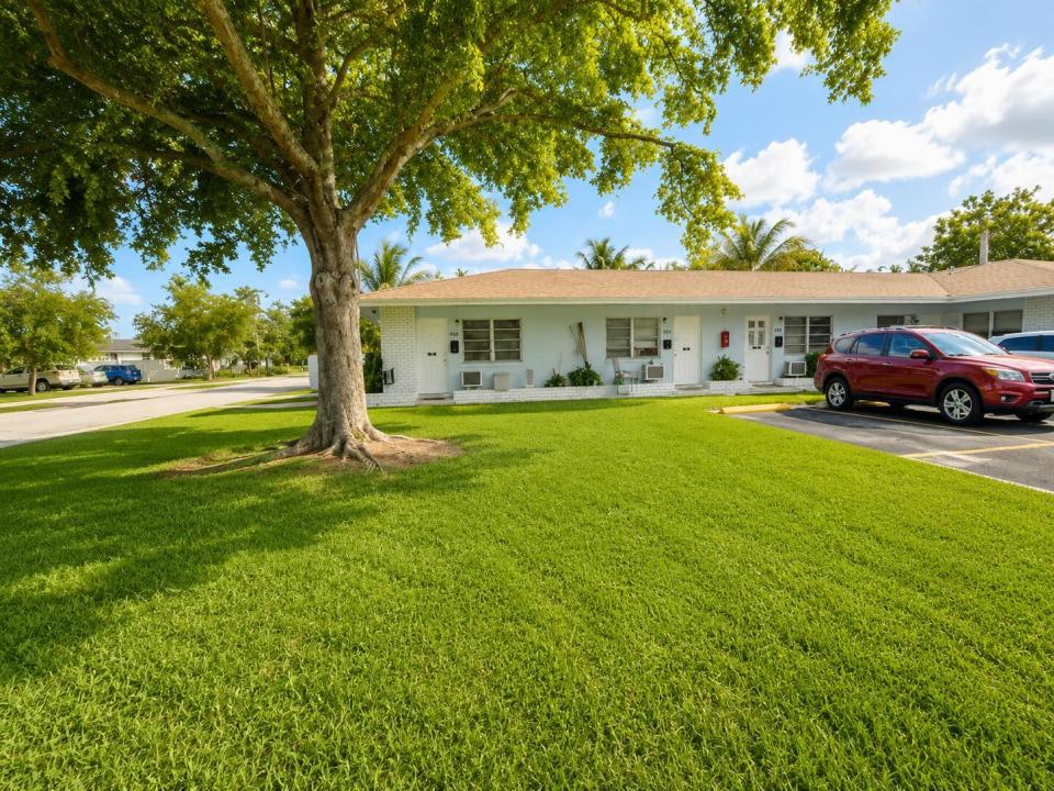 824 NE 16th Street 828, Fort Lauderdale, Floride 33304, États-Unis