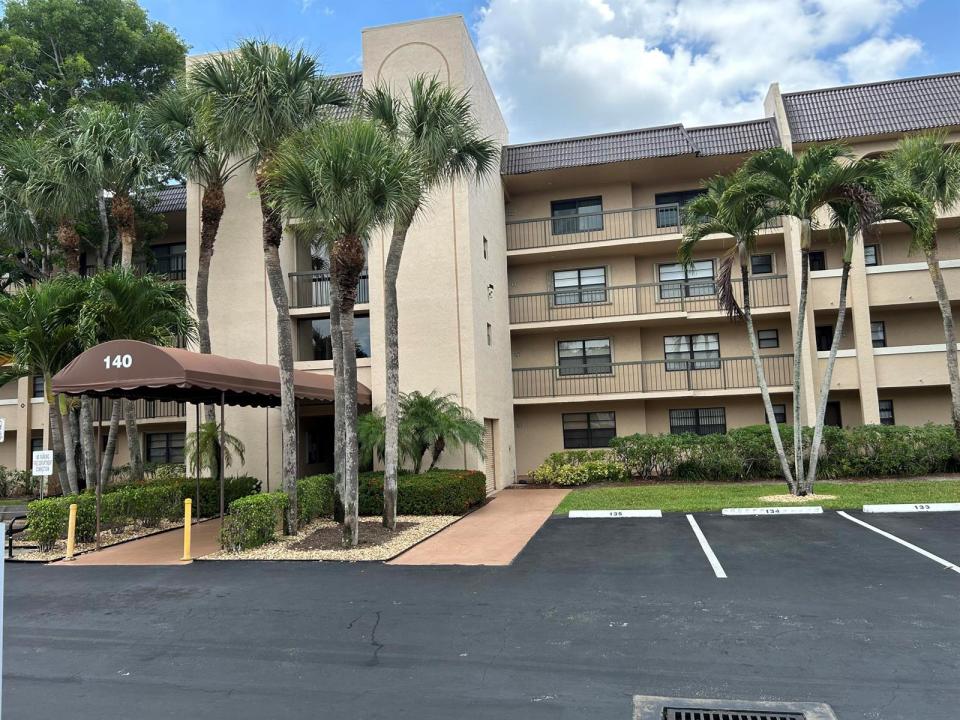 140 Lake Nancy Lane 115, West Palm Beach, Floride 33411, États-Unis