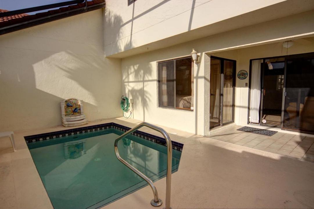 508 Sea Oats Drive B-4, Juno Beach, Florida 33408, USA