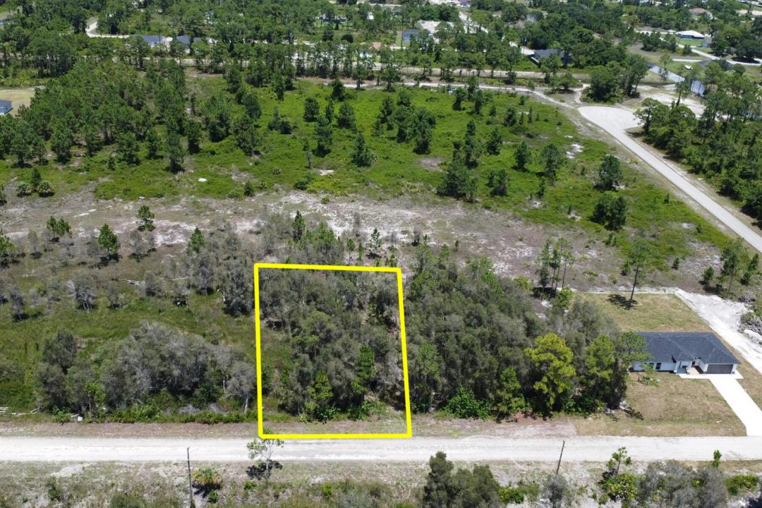 859 Burrows Avenue, Lehigh Acres, Floride 33974, États-Unis