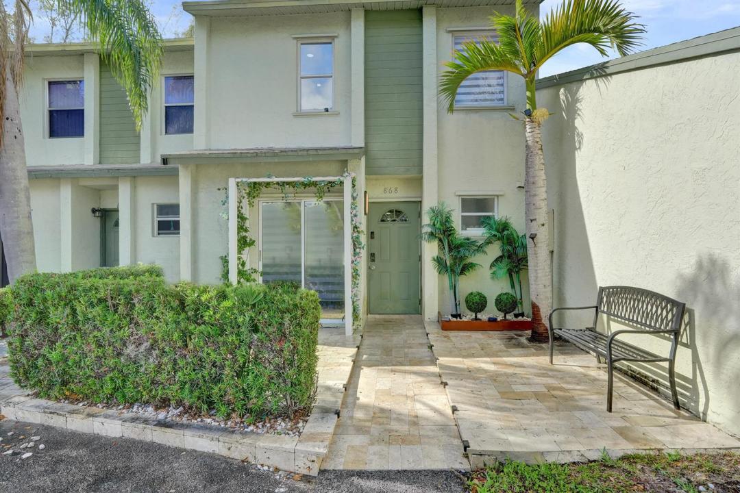 868 Crystal Lake Drive, Deerfield Beach, Florida 33064, Stati Uniti