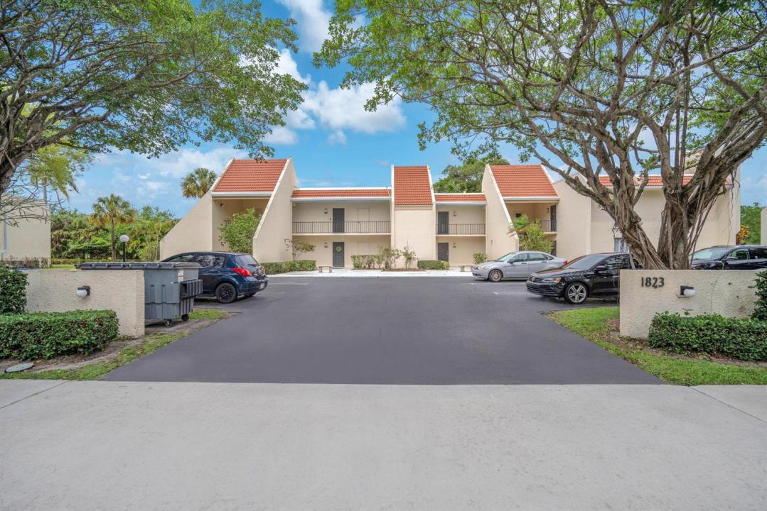 1823 Presidential Way E101, West Palm Beach, Florida 33401, Stati Uniti