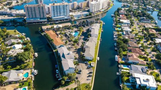 450 Paradise Isle Boulevard, Hallandale Beach, Florida 33009