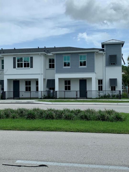 747 SE Central Parkway 42, Stuart, Flórida 34994, Estados Unidos