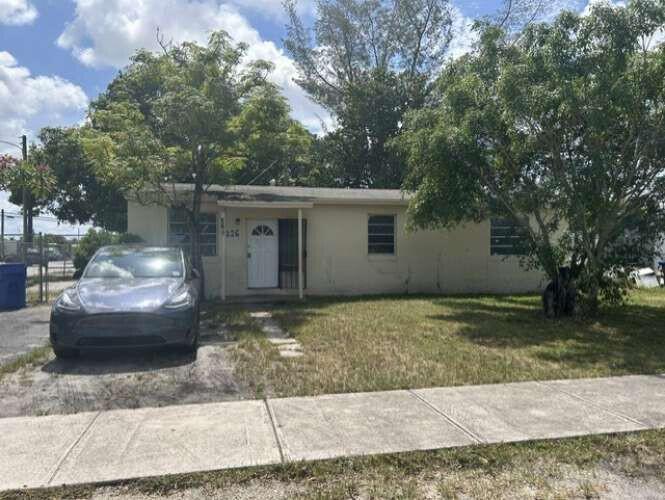 1226 NW 23rd Terrace, Fort Lauderdale, Florida 33311, Stati Uniti