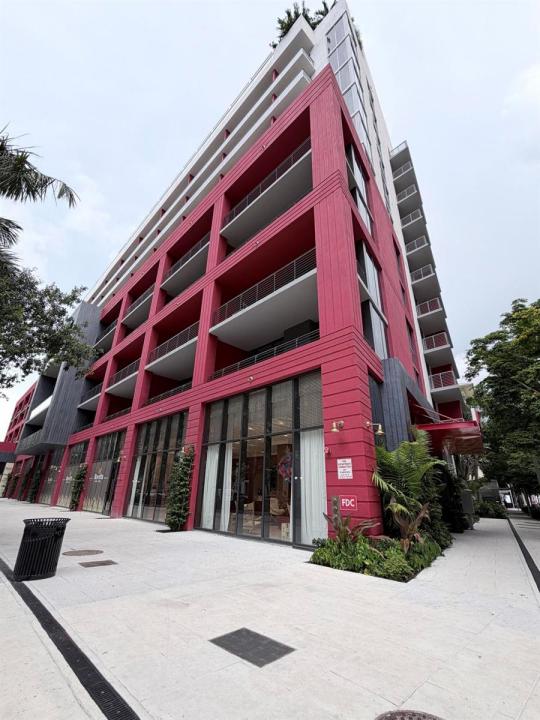 90 NE 32nd NE Street 525, Miami, Flórida 33137, Estados Unidos