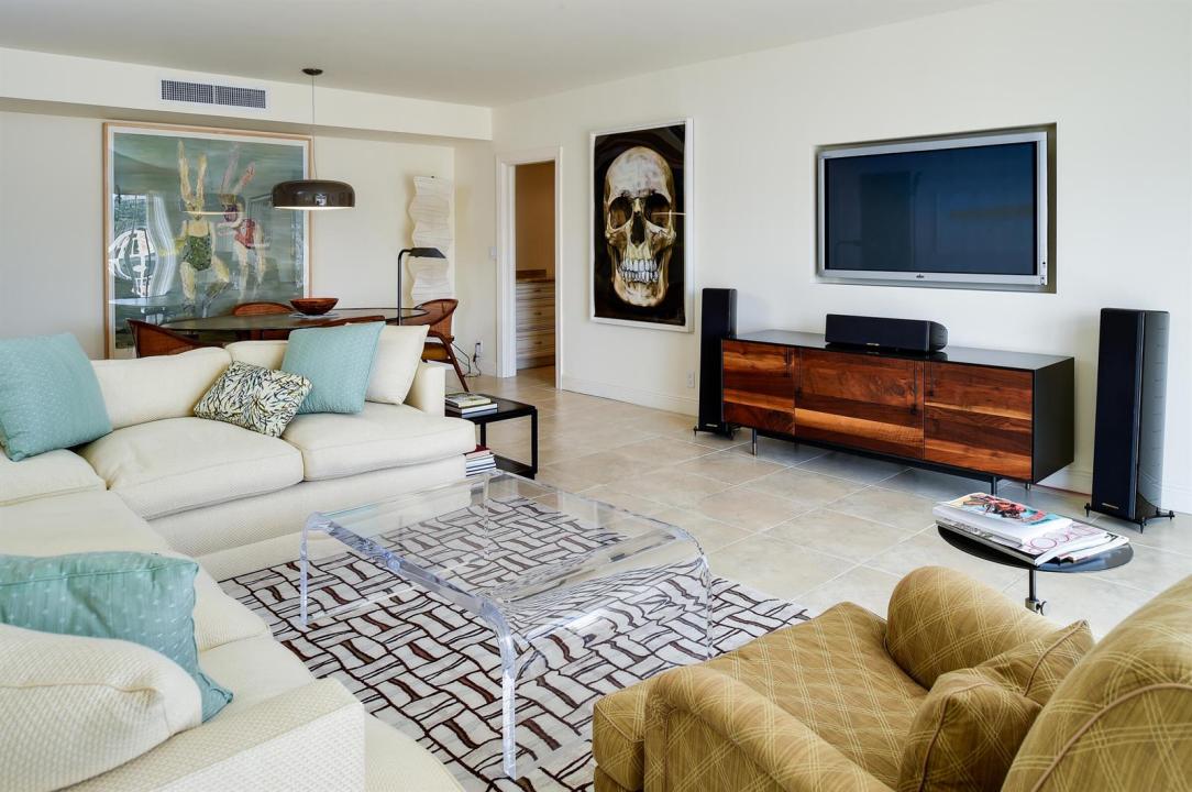 250 Bradley Place 609, Palm Beach, Florida 33480, USA