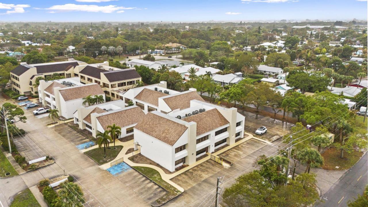900 SE Ocean Boulevard F256, Stuart, Florida 34994, USA