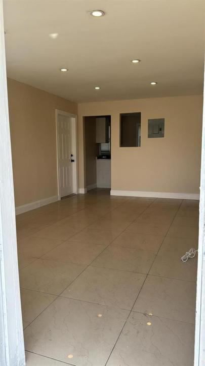 3734 Avenue S, Riviera Beach, Florida 33404, USA