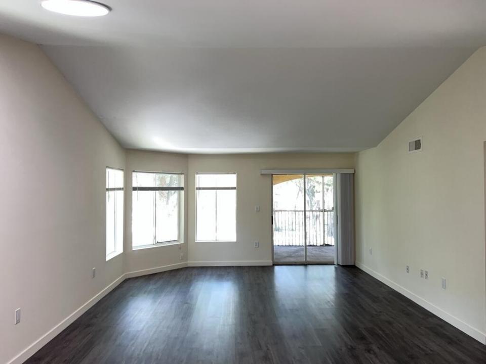 2350 NW 33rd Street 807, Oakland Park, פלורידה 33309, ארצות הברית של אמריקה