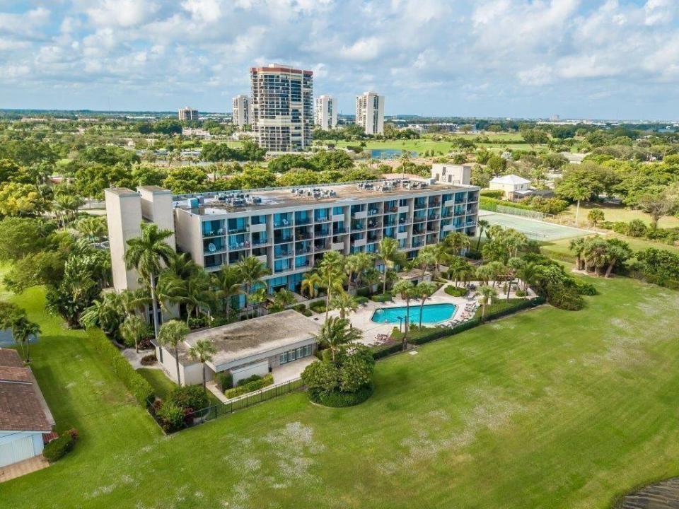 1830 Embassy Drive 613, West Palm Beach, Florida 33401, Stati Uniti