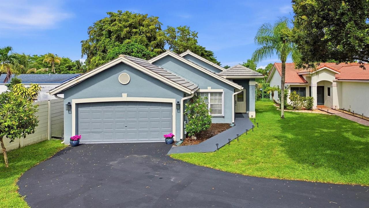 12445 SW 7th Place, Davie, Floride 33325, États-Unis
