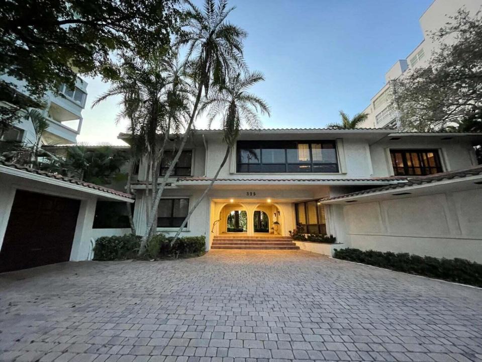 325 Sunset Drive A, Fort Lauderdale, Flórida 33301, Estados Unidos