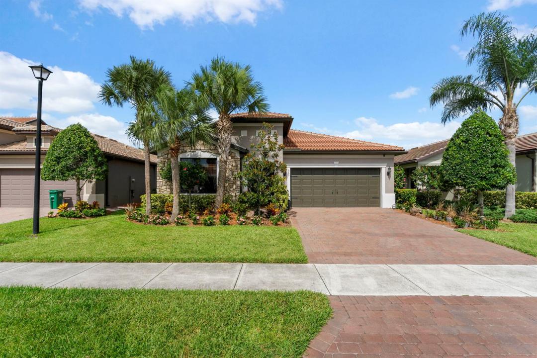 560 SE Monet Drive, Port St. Lucie, Florida 34984, Stati Uniti