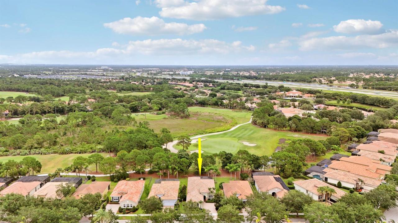 9556 SW Nuova Way, Port St. Lucie, Floride 34986, États-Unis