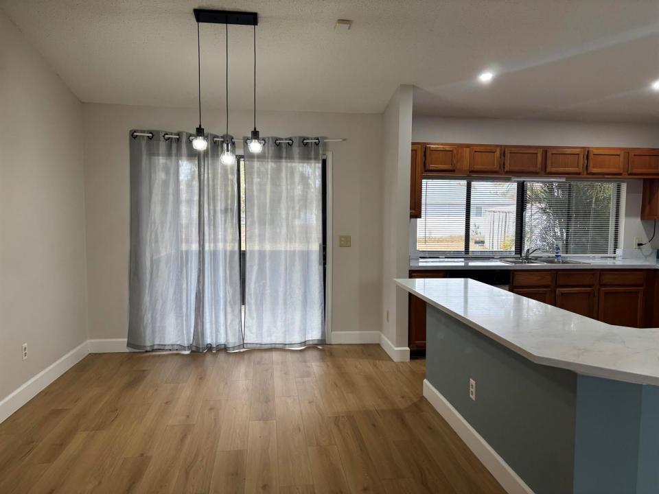 674 SW Violet Avenue, Port St. Lucie, Floride 34983, États-Unis