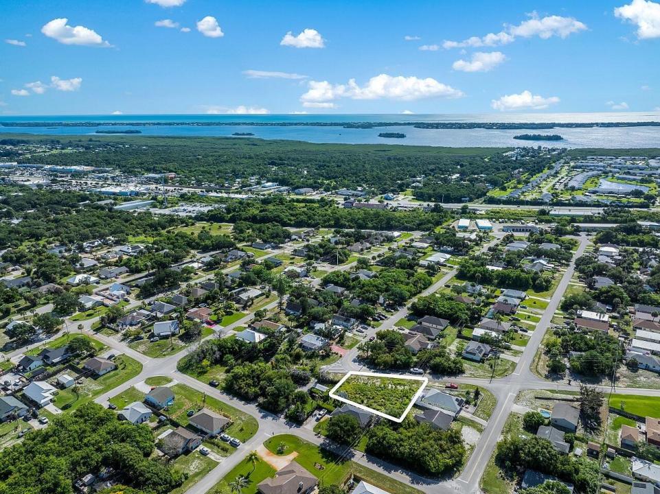 1325 2nd SW Road, Vero Beach, Floride 32962, États-Unis