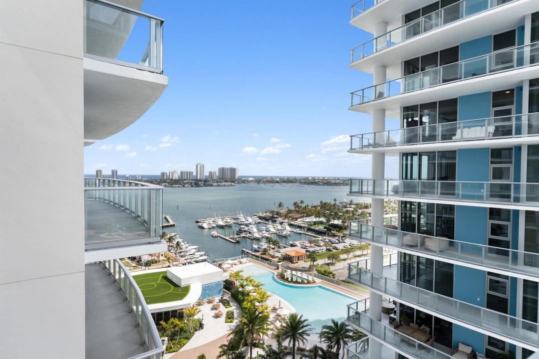 220 Lake Shore Drive 1523, Lake Park, Floride 33403, États-Unis