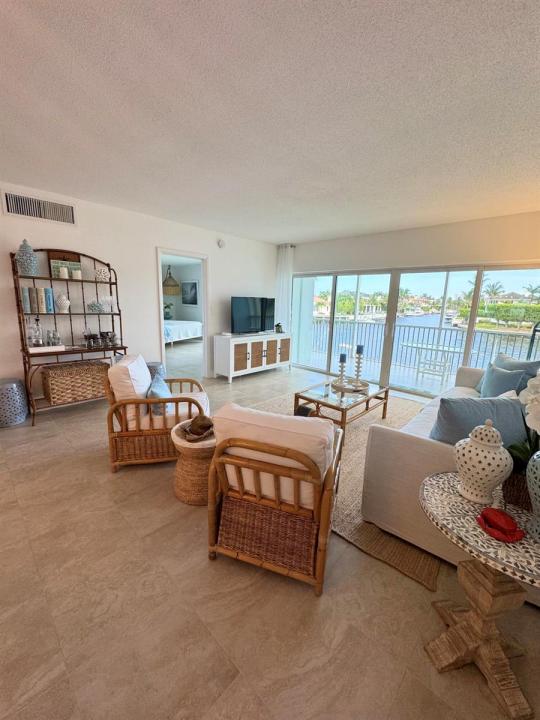 390 N Federal Highway 203, Deerfield Beach, Floride 33441, États-Unis