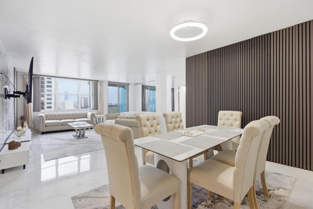 2101 S Ocean Drive 1507, Hollywood, Floryda 33019, USA