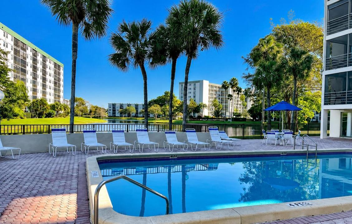 2307 S Cypress Bend Drive 207a, Pompano Beach, فلوريدا 33069, الولايات المتحدة