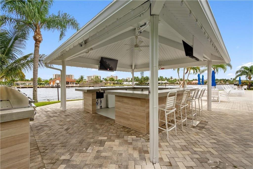6207 Bay Club Drive 1, Fort Lauderdale, Florida 33308, Stati Uniti