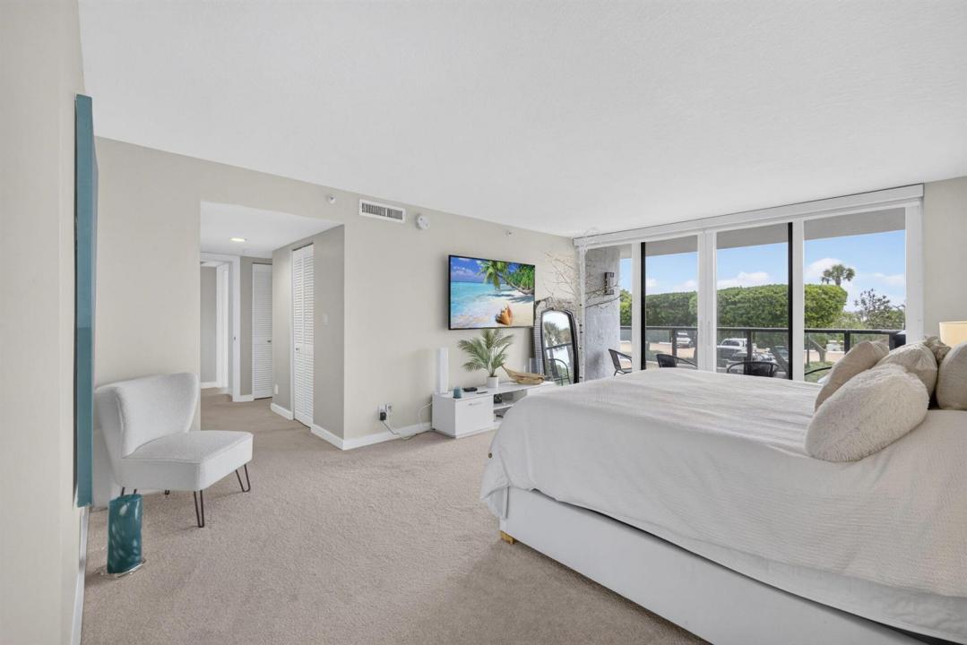 3440 S Ocean Boulevard 105s, Palm Beach, Florida 33480, USA